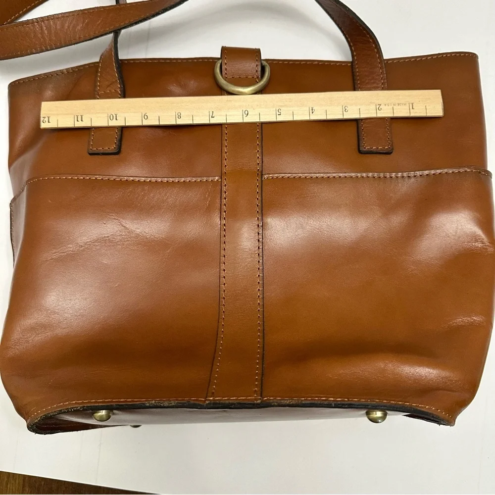 Patricia Nash Women's ESPELETTE BUCKET TOTE Tan Leather Classic! - Picture 7 of 7